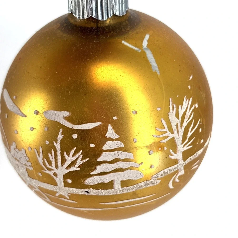 Vtg‎ Mercury Glass Horse Drawn Carriage Stencil Ornament Shiny Brite Gold